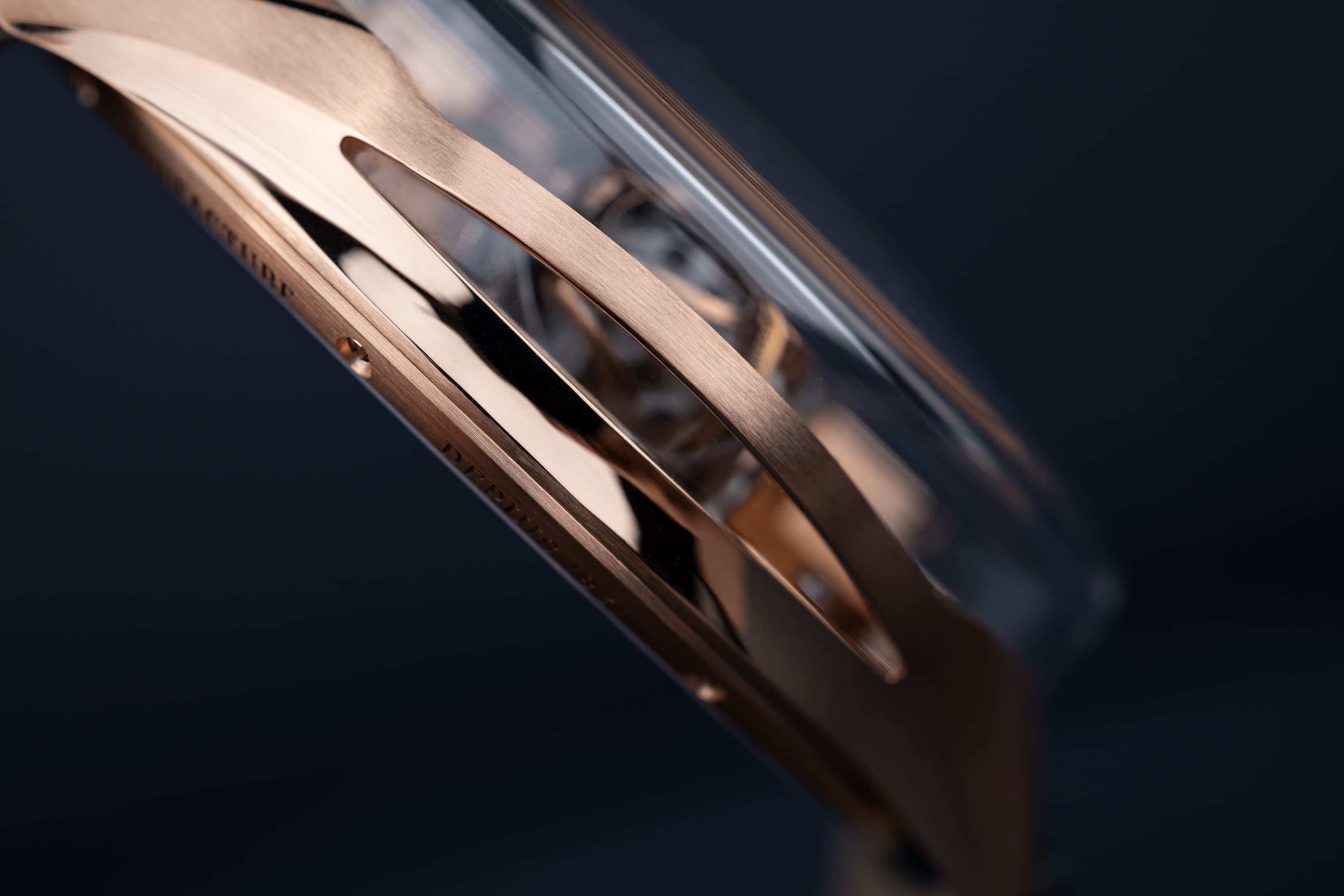 Rose gold case profile