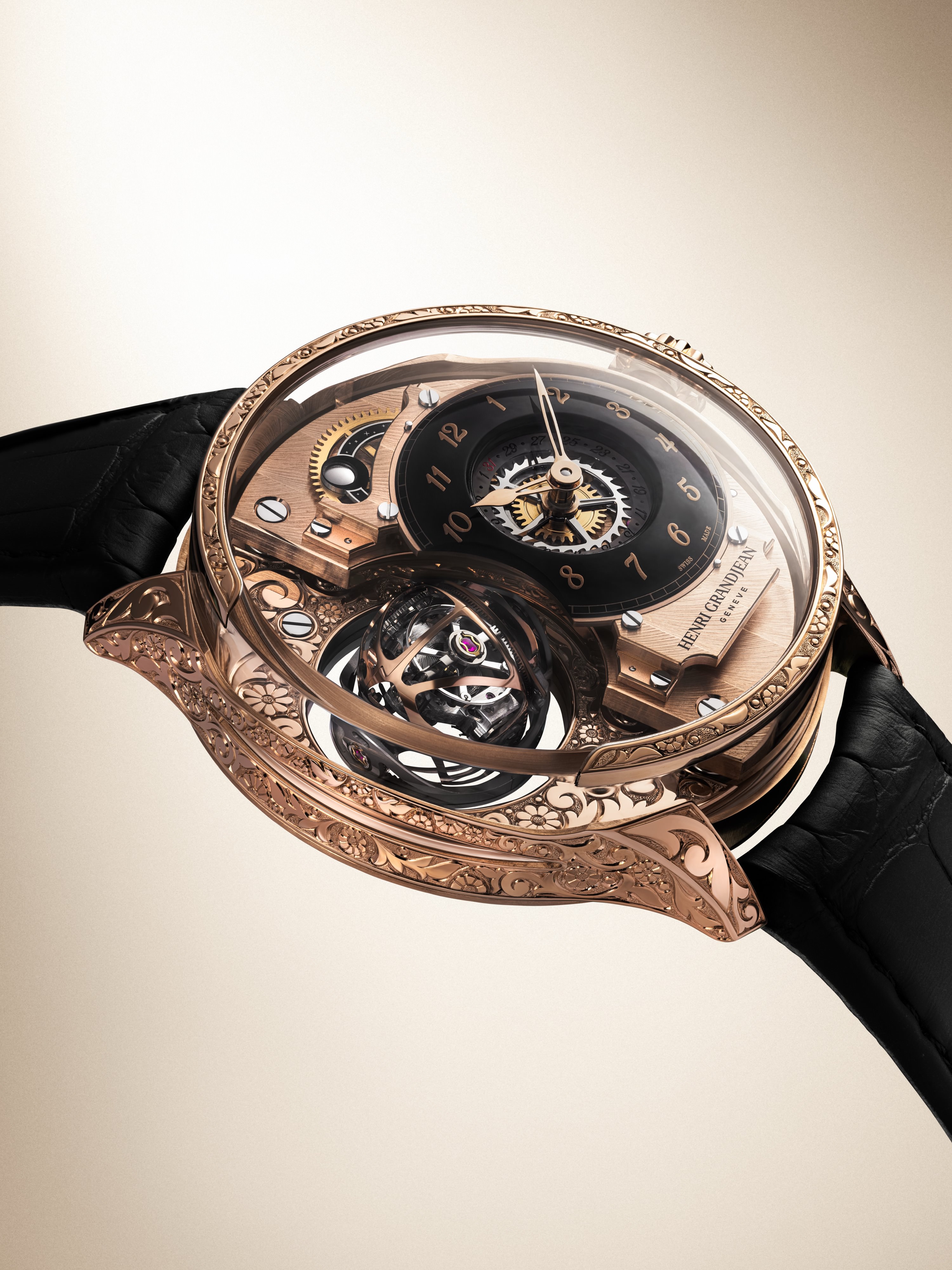 Hand-carved rose gold case, three-quarter view